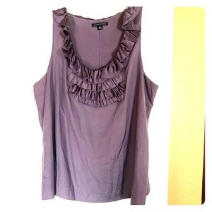 Banana Republic 100% silk Purple Ruffle front top